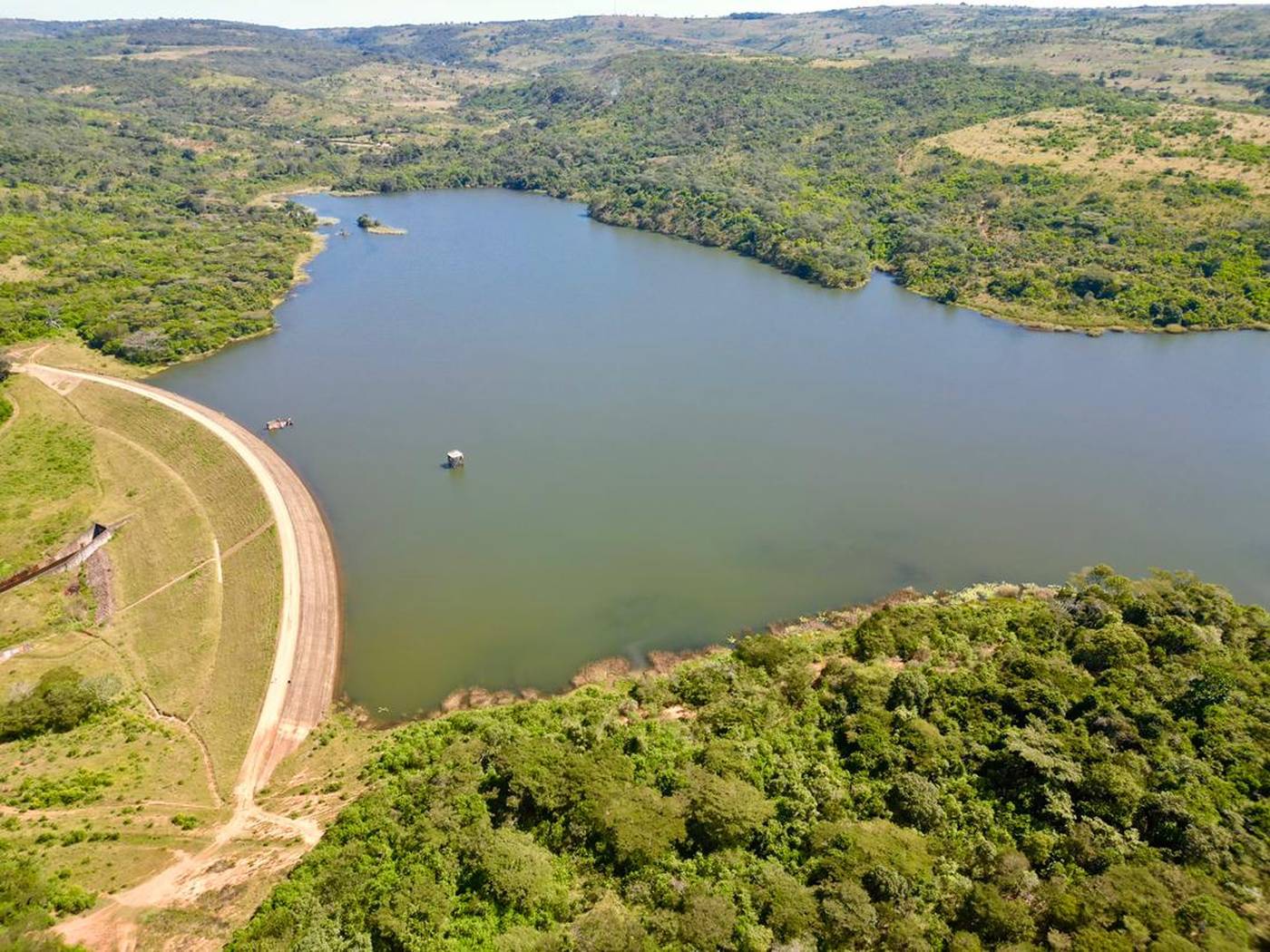 The dam wall and the western edge of the basin